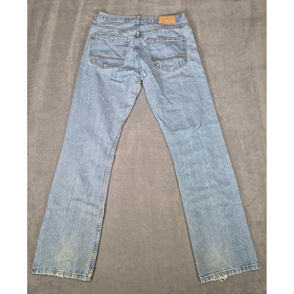 Tommy Hilfiger Mens Vintage Classic Fit Light Wash Straight Leg Jeans 30x32